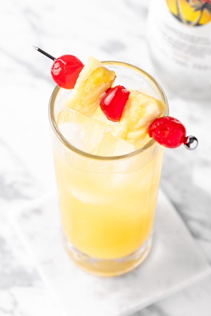 10 Best Drinks With Malibu Rum The Littlest Crumb