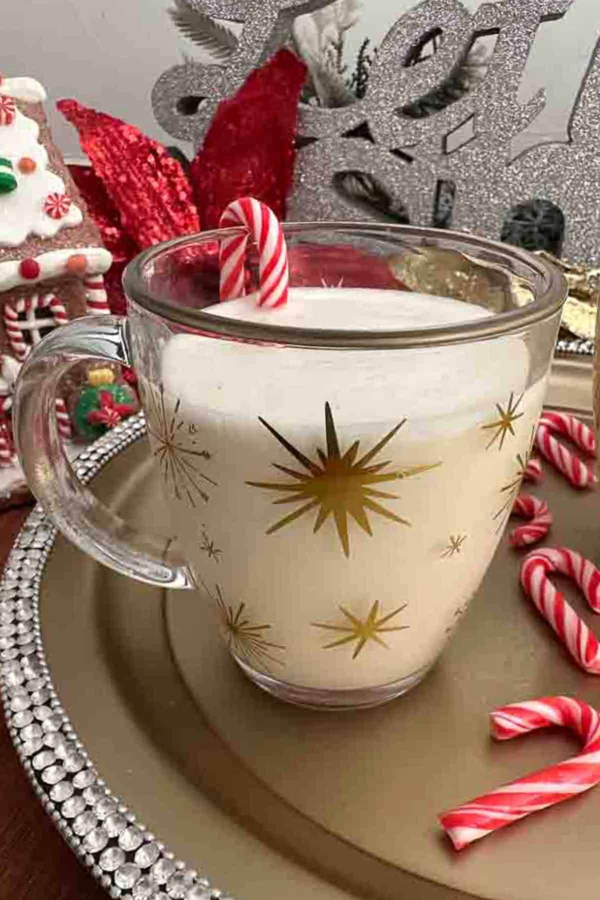 10 Holiday Christmas Eggnog Drinks